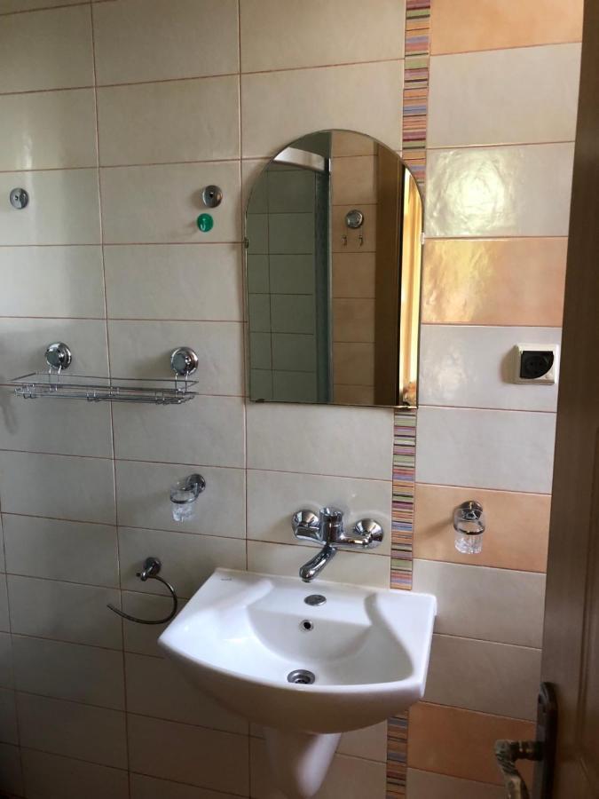 Black Sea Shark Apartament *